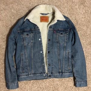 Levi’s Sherpa trucker jacket